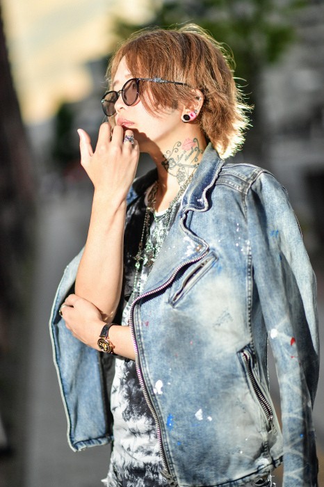 月の宣材写真_1