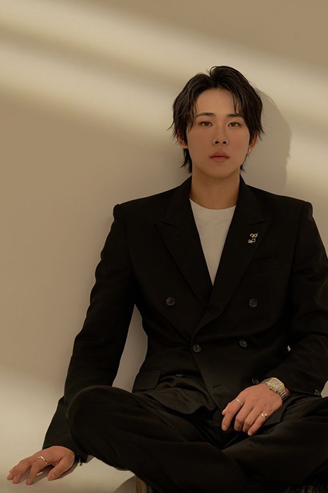 レオの宣材写真_1