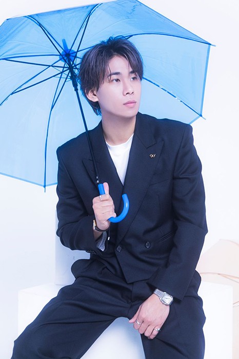 レオの宣材写真_2