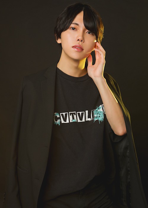 白 麗王の宣材写真_1