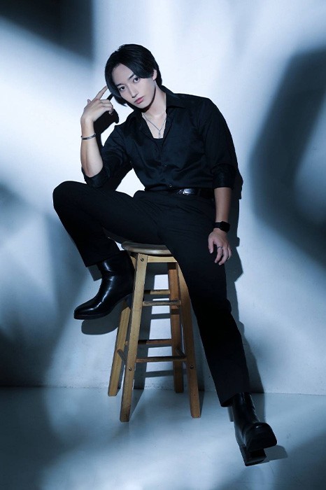 真極の宣材写真_0