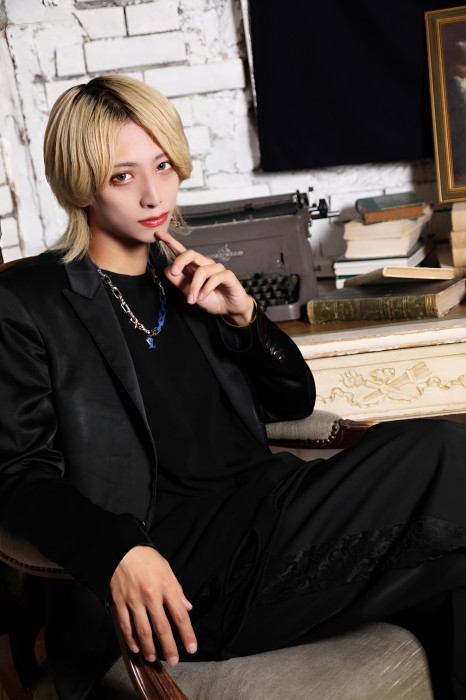 弟兎月せなの宣材写真_1