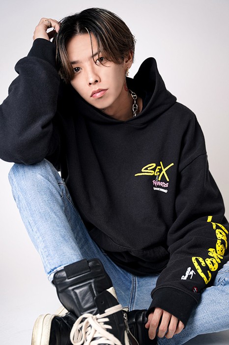 オミの宣材写真_1