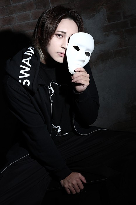 アランの宣材写真_0