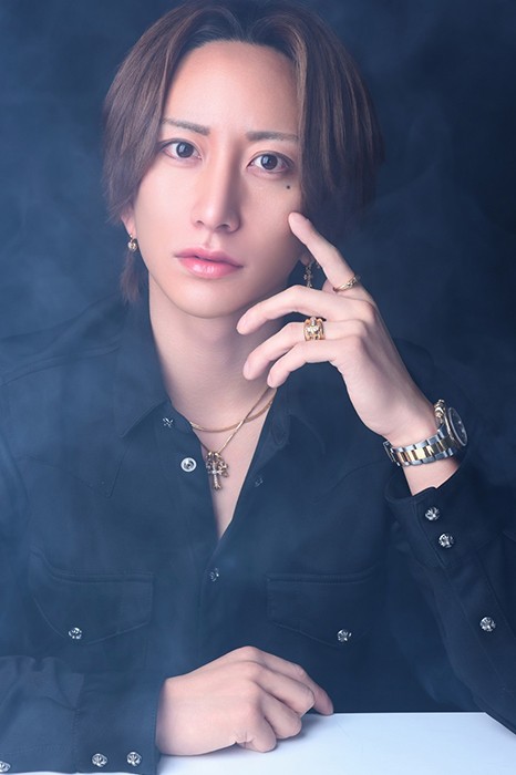 京本カレンの宣材写真_2