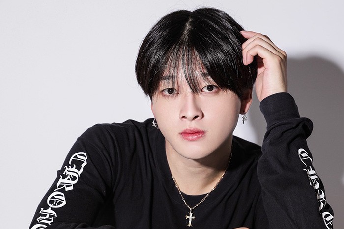 歩の宣材写真_2